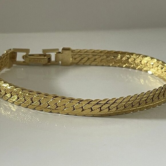 Vintage NAPIER PAT 1980's gold Tone Herringbone Bracelet 7.0" - Picture 4 of 9